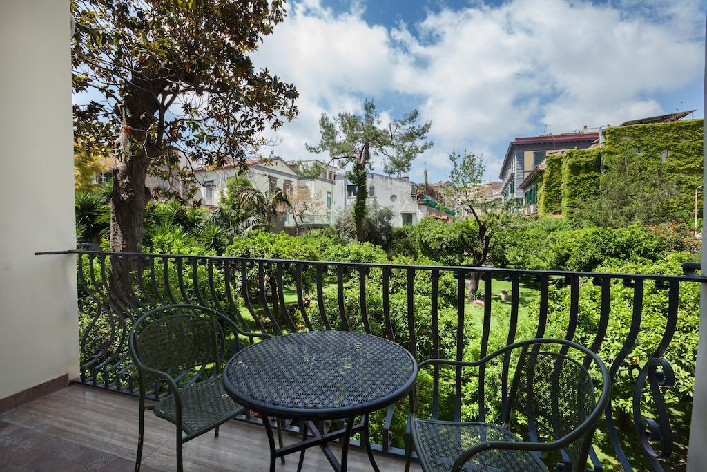 The Bellini House By House In Naples Bed & Breakfast Rom bilde